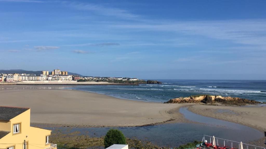Apartamento Con Hermosas Vistas A La Playa Del Altar Sieiro 外观 照片